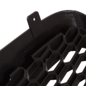 SEAT Leon Front Grille MK2 Fitting