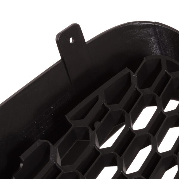 SEAT Leon Front Grille MK2 Fitting