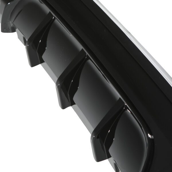 BMW 2 Series F22 Rear Diffuser - Close